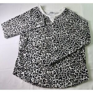 Theo & Spence Leopard Print‎ Long Sleeve V Neck Pullover Women's Size M